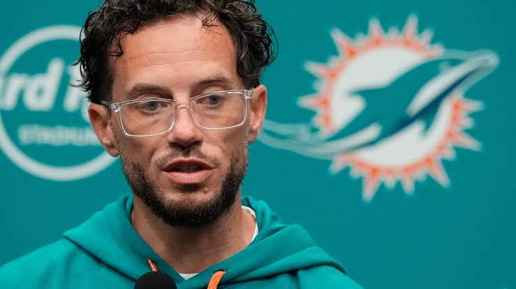 Sad News: Miami Dolphins Football cut ties with star player after heated argument with head coach Mike McDaniels….