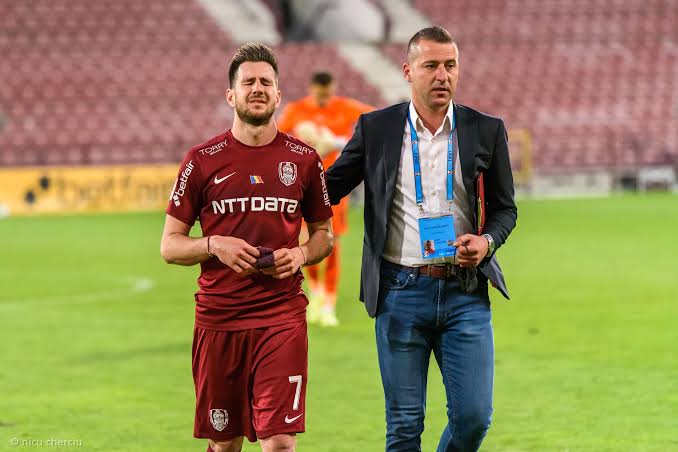 BOMBA DE 12 MILIOANE DE EURO: Fost star de la CFR 1907 Cluj rupe tăcerea — susține că și-a „distrus complet cariera” din cauza deciziilor clubului, în timp ce un discurs furios cutremură fotbalul românesc….